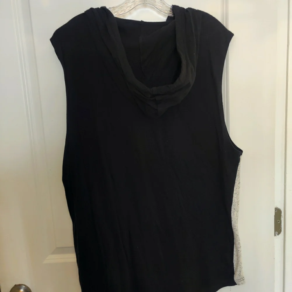 Descendent Short Sleeve Hoodie Tshirt - Picture 4 of 5